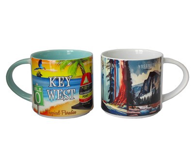 Caneca de cerâmica de boca larga